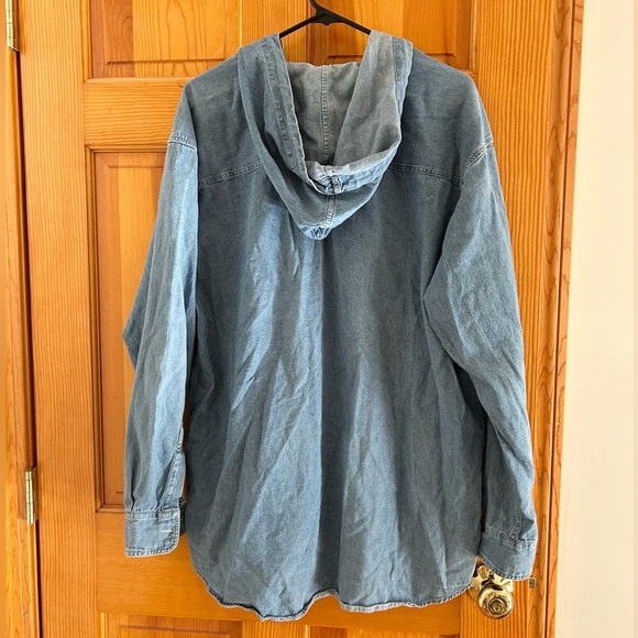 Vintage GAP Chambray Denim Button Down Hoodie - Picture 3 of 3